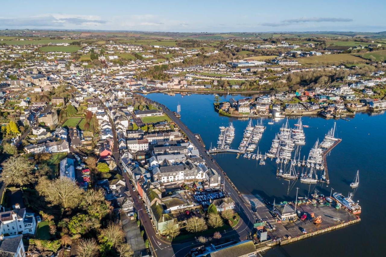 The Town House Kinsale, Hosted By Exquisite Holiday Homes, Sleeps 16 Eksteriør bilde