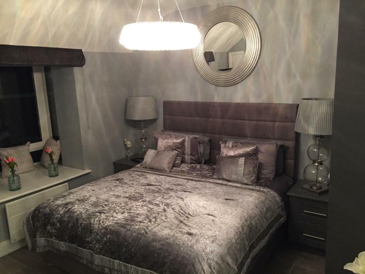 The Town House Kinsale, Hosted By Exquisite Holiday Homes, Sleeps 16 Eksteriør bilde