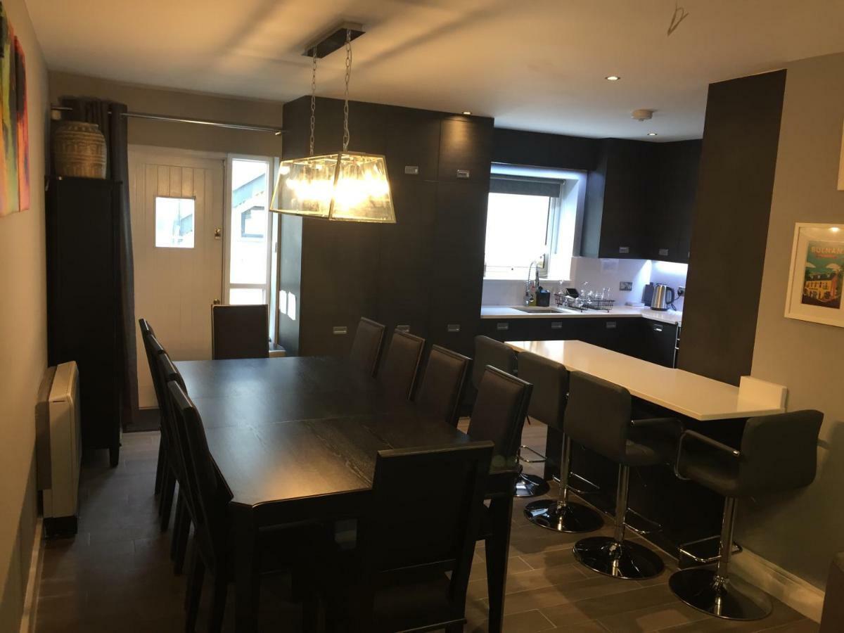 The Town House Kinsale, Hosted By Exquisite Holiday Homes, Sleeps 16 Eksteriør bilde