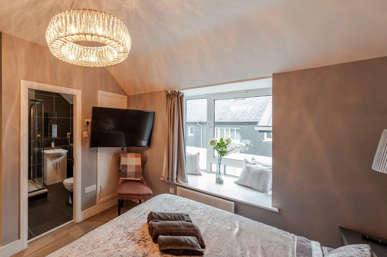 The Town House Kinsale, Hosted By Exquisite Holiday Homes, Sleeps 16 Eksteriør bilde