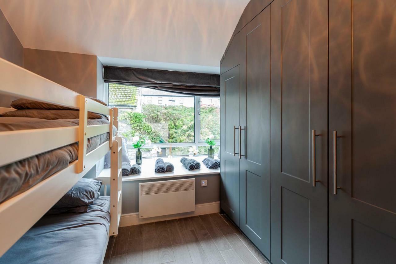 The Town House Kinsale, Hosted By Exquisite Holiday Homes, Sleeps 16 Eksteriør bilde